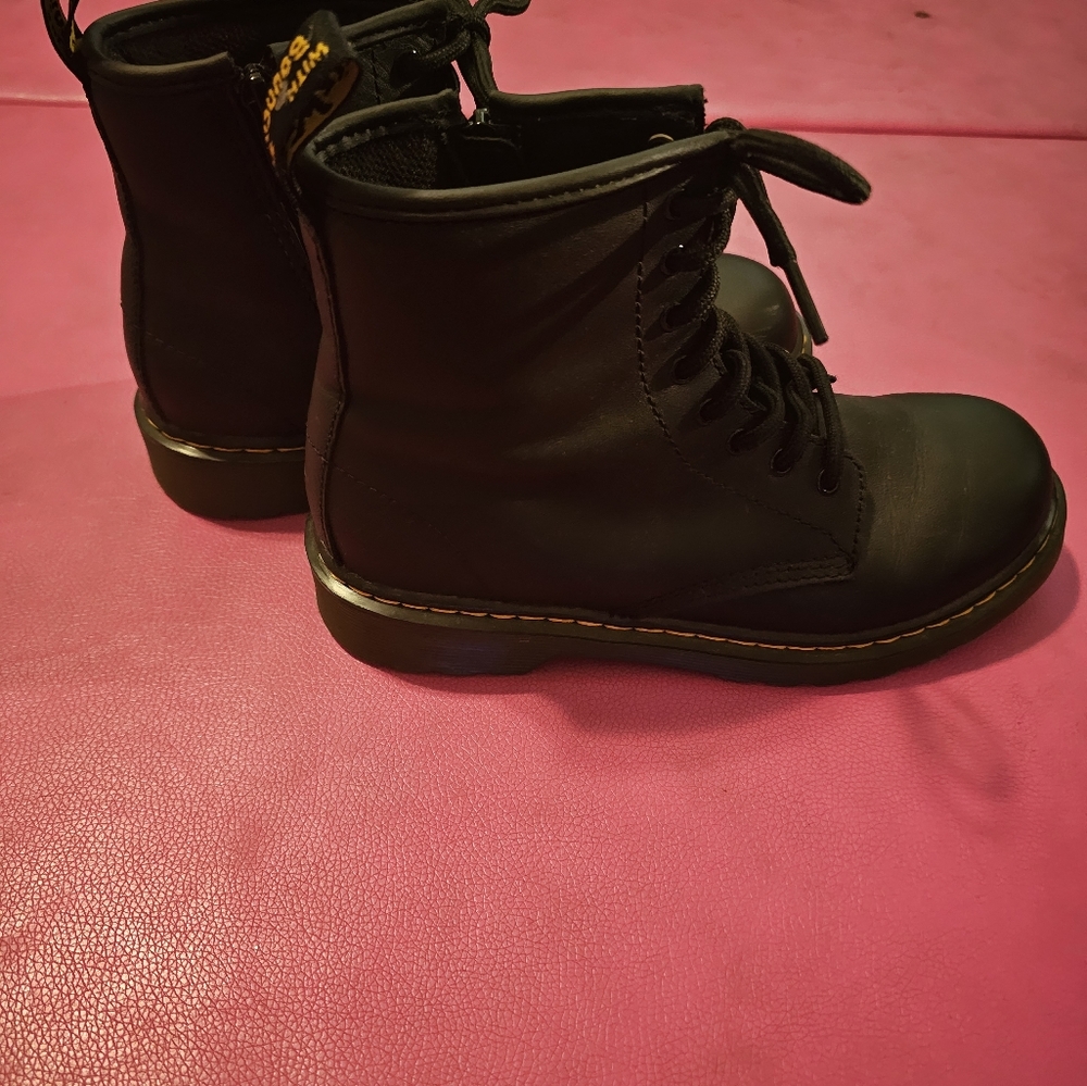 Junior Doc Martens size 4 - Picture 3 of 5